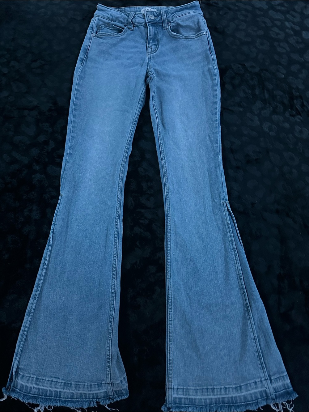 Shyanne Flare Jeans in Light Wash Blue 25W x 34L